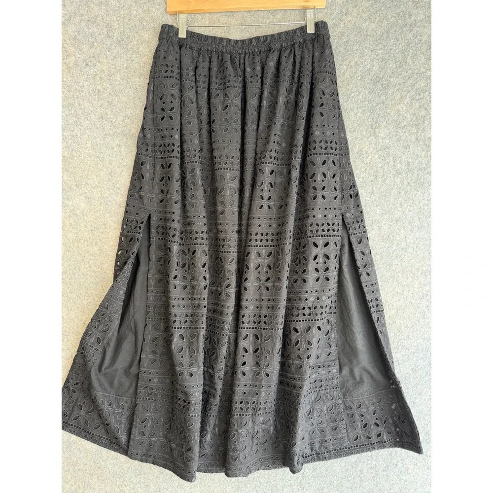 J Crew Eyelet Maxi Skirt Womens M Black Cotton Blend Elastic Waist Cottagecore